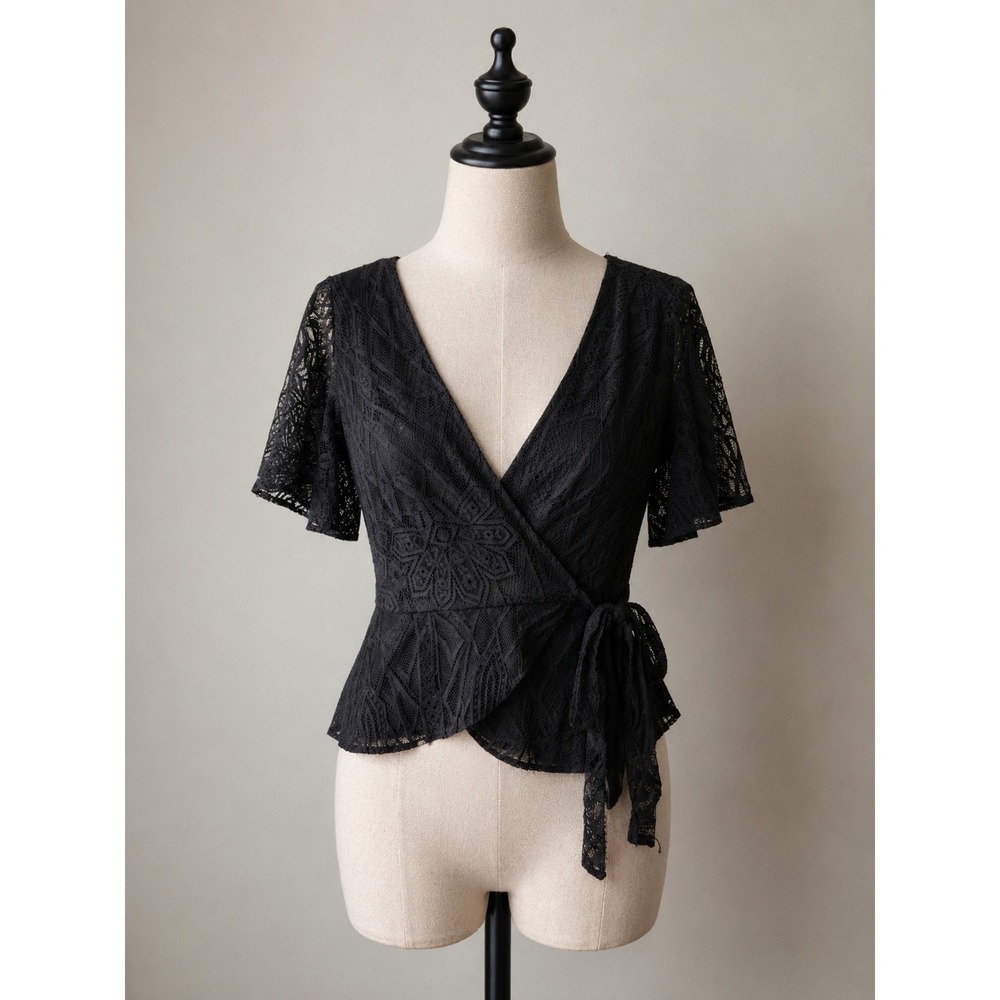 Blue Rain Black Lace Wrap Top Short Flutter Sleeve Geometric Floral Peplum L